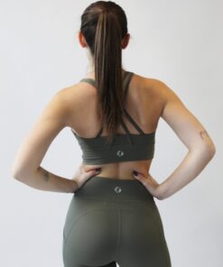 Alternative view of סט טייץ ארוך כיסים וטופ קלאסי ירוק זית